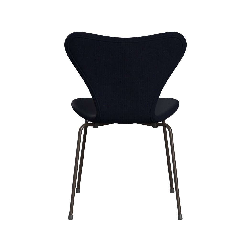 Fritz Hansen 3107 židle plné čalounění, hnědý bronz/plátno Midnight Blue