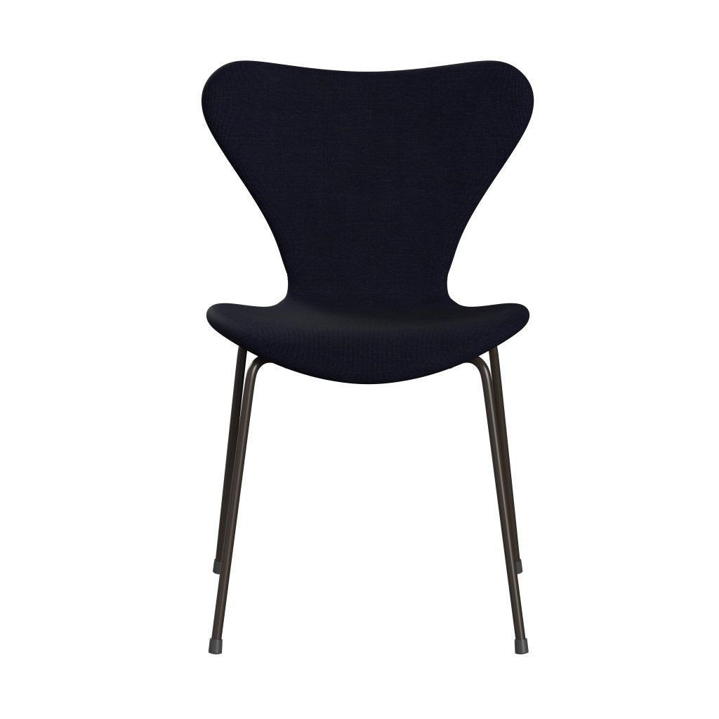 Fritz Hansen 3107 židle plné čalounění, hnědý bronz/plátno Midnight Blue