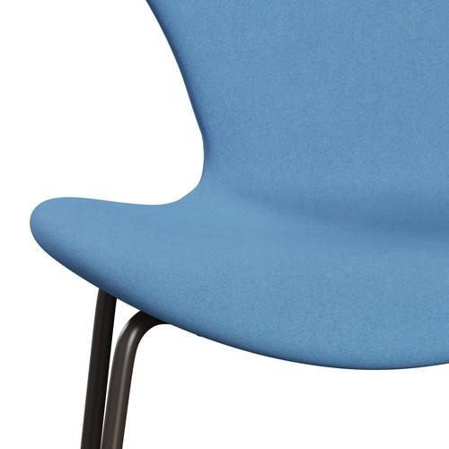 Fritz Hansen 3107 židle plné čalounění, Brown Bronze/Divina Light Blue (Div712)