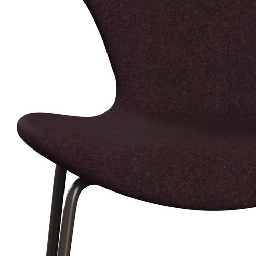 Fritz Hansen 3107 židle plné čalounění, hnědý bronz/divina md víno červené