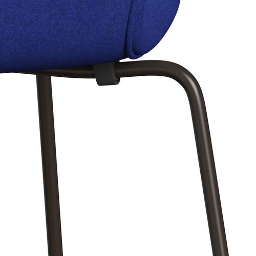 Fritz Hansen 3107 Chair Full Upholstery, Brown Bronze/Divina Melange Blue