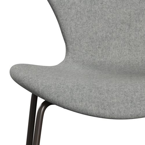 Fritz Hansen 3107 Židle plné čalounění, hnědý bronz/divina melange světle šedá