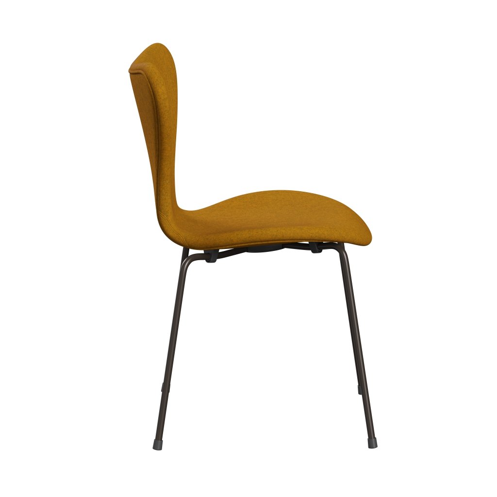 Fritz Hansen 3107 židle plné čalounění, hnědý bronz/divina melange ocher žlutá