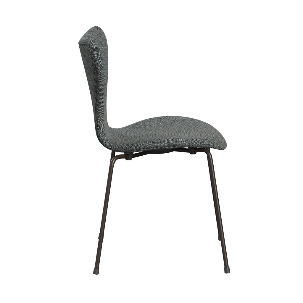 Fritz Hansen 3107 Chair Full Upholstery, Brown Bronze/Hallingdal White/Brown