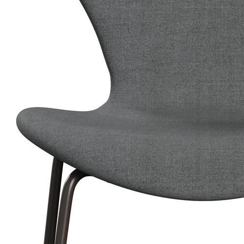 Fritz Hansen 3107 Židle plné čalounění, Brown Bronze/Remix Grey (REM143)