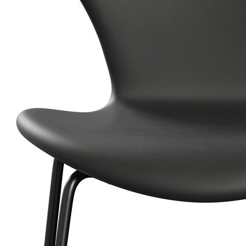 Fritz Hansen 3107 židle plné čalounění, černá/základní černá