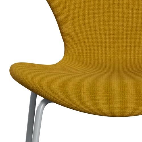 Fritz Hansen 3107 židle plné čalounění, stříbrná šedá/hallingdal hořčice