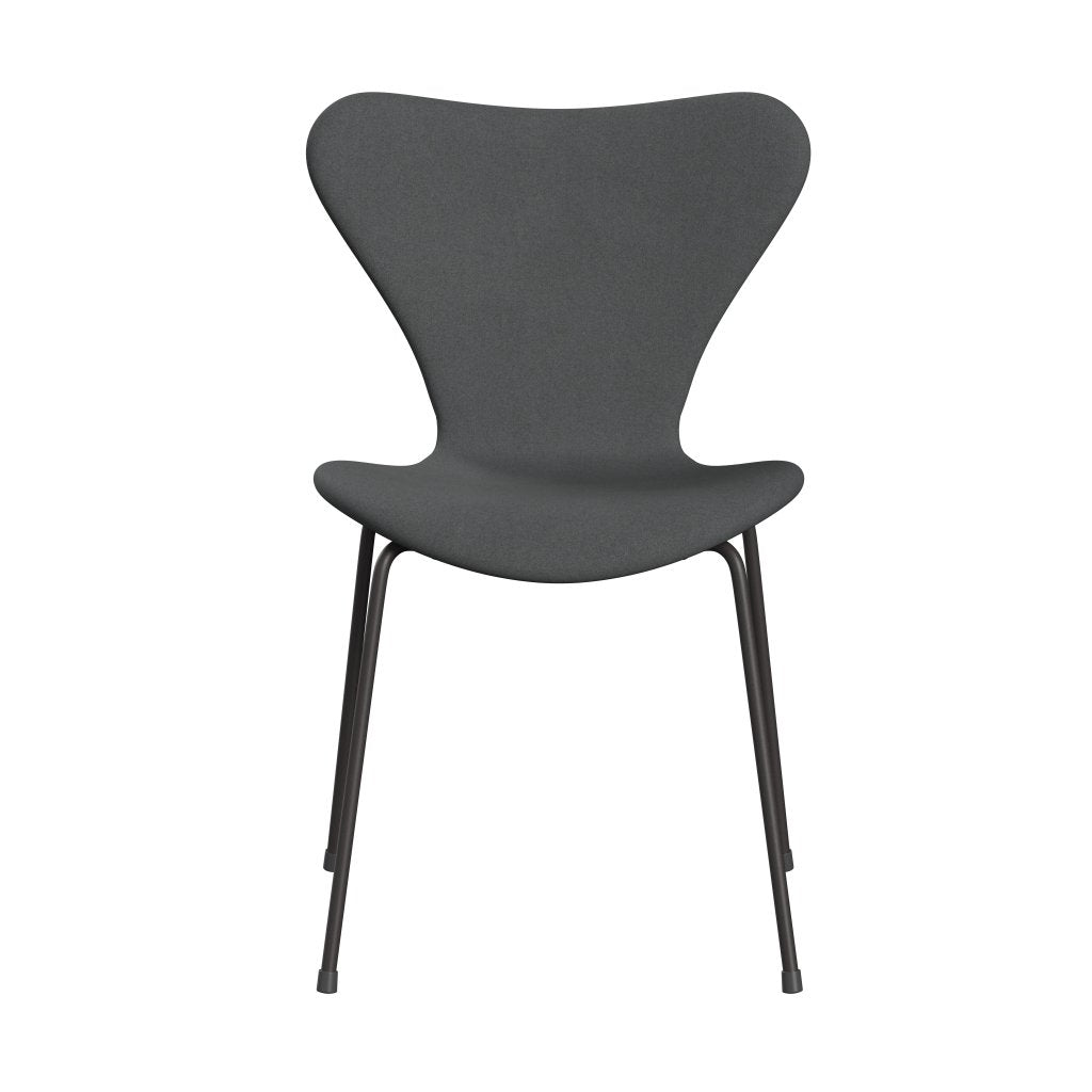 Fritz Hansen 3107 Chair Full Upholstery, Warm Graphite/Divina Dark Grey