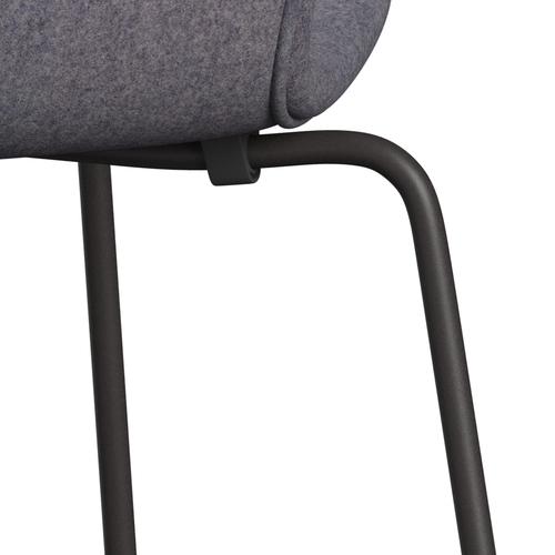 Fritz Hansen 3107 Chair Full Upholstery, Warm Graphite/Divina Md Soft Blue Grey