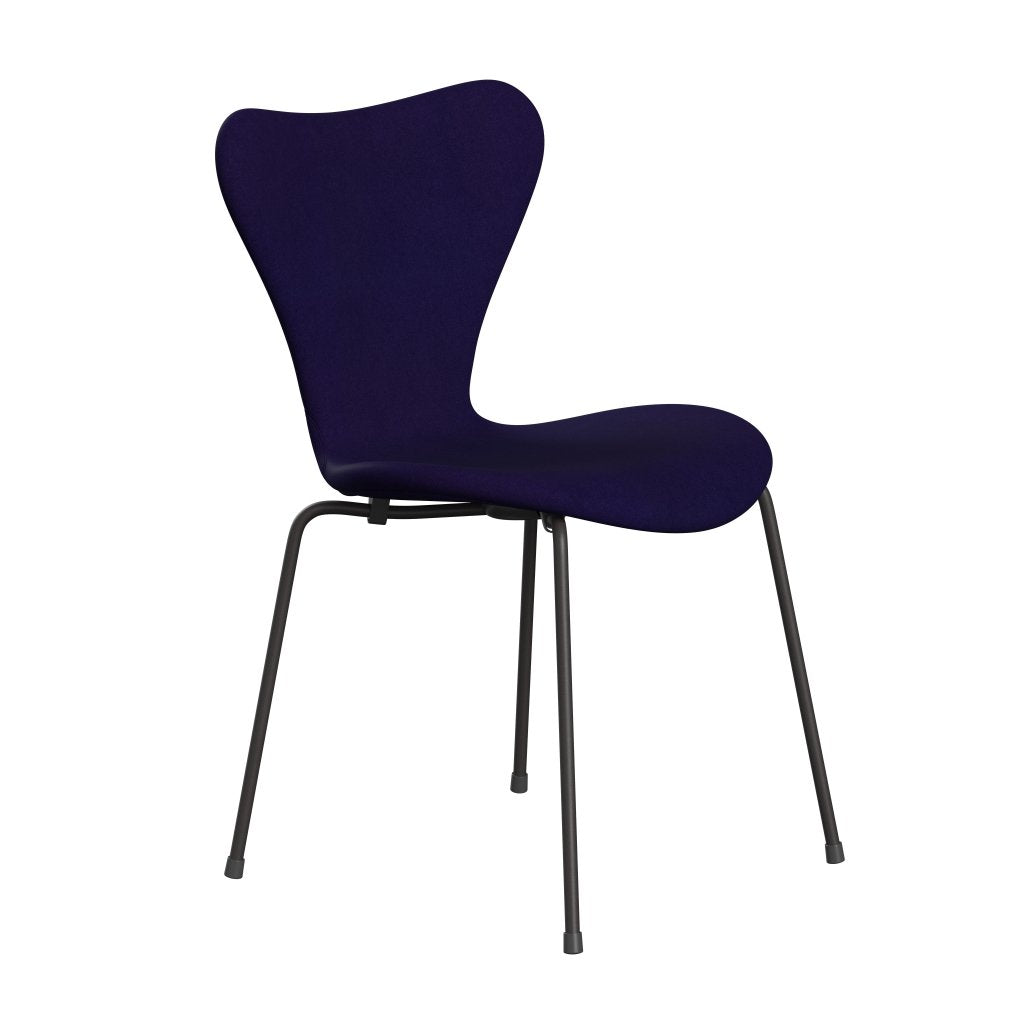 Fritz Hansen 3107 Židle plné čalounění, teplý grafit/Divina Violet Dark (Div692)