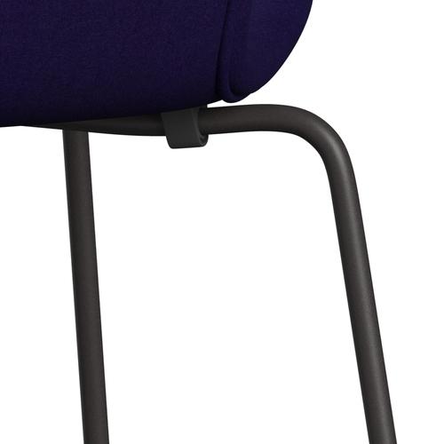 Fritz Hansen 3107 Židle plné čalounění, teplý grafit/Divina Violet Dark (Div692)