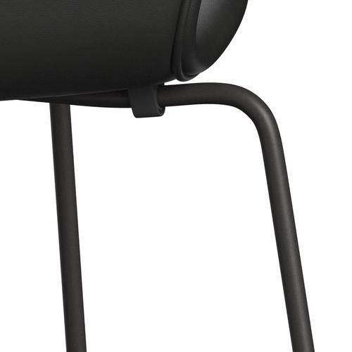 Fritz Hansen 3107 Chair Full Upholstery, Warm Graphite/Essential Black