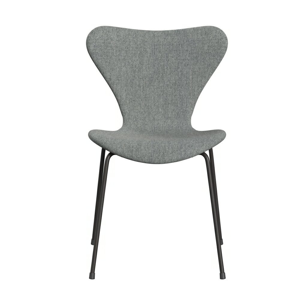 Fritz Hansen 3107 Chair Full Upholstery, Warm Graphite/Hallingdal White Grey