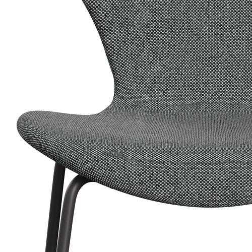 Fritz Hansen 3107 Chair Full Upholstery, Warm Graphite/Hallingdal White/Brown