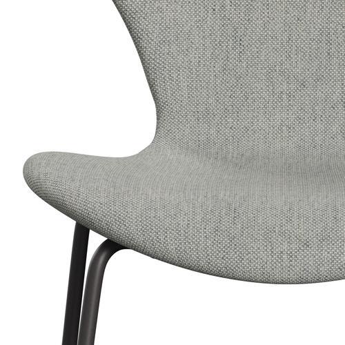 Fritz Hansen 3107 Židle plné čalounění, teplý grafit/hallingdal bílá/šedá