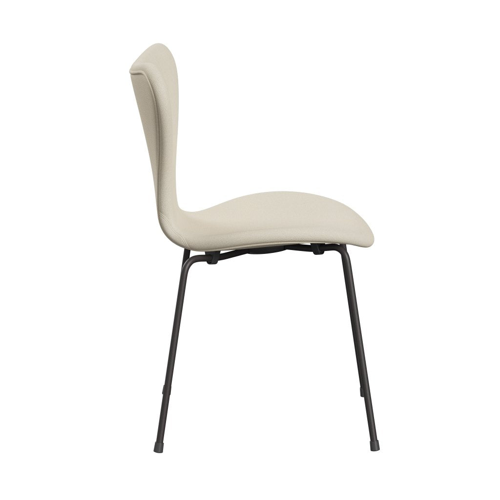 Fritz Hansen 3107 Chair Full Upholstery, Warm Graphite/Hallingdal Wool White