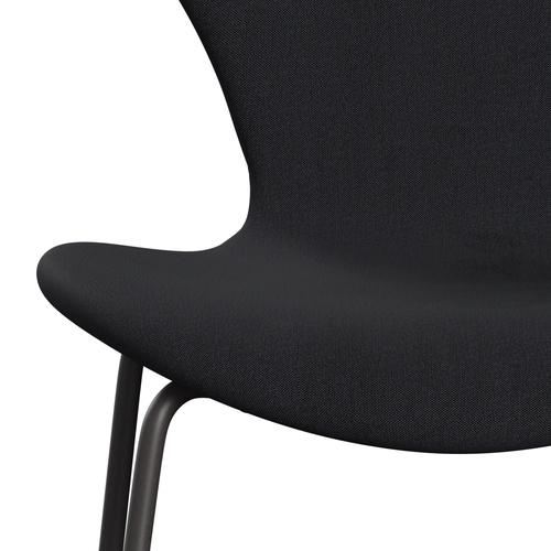 Fritz Hansen 3107 Chair Full Upholstery, Warm Graphite/Remix Black (Rem286)