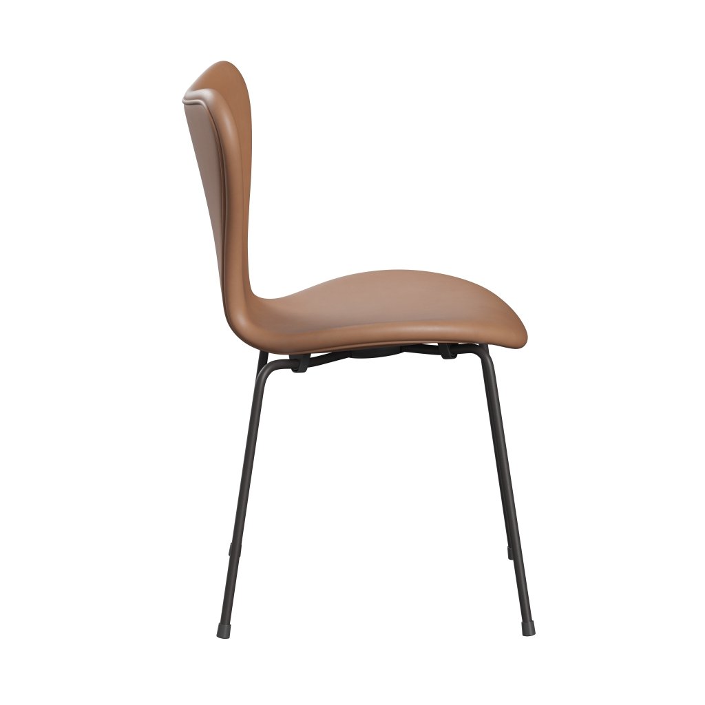 Fritz Hansen 3107 Chair Full Upholstery, Warm Graphite/Rustic Leather