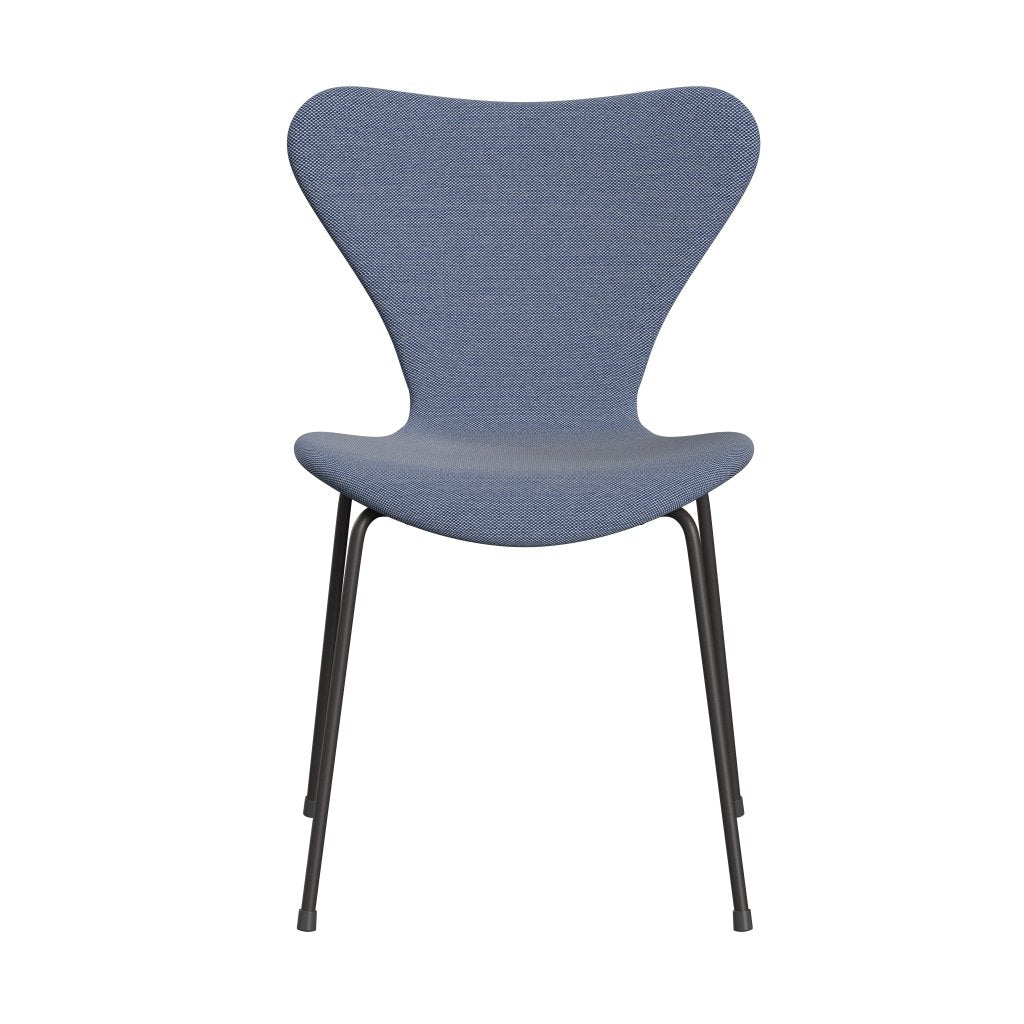 Fritz Hansen 3107 Chair Full Upholstery, Warm Graphite/Steelcut Trio White/Blue