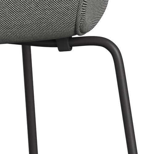 Fritz Hansen 3107 Chair Full Upholstery, Warm Graphite/Steelcut Trio White/Black