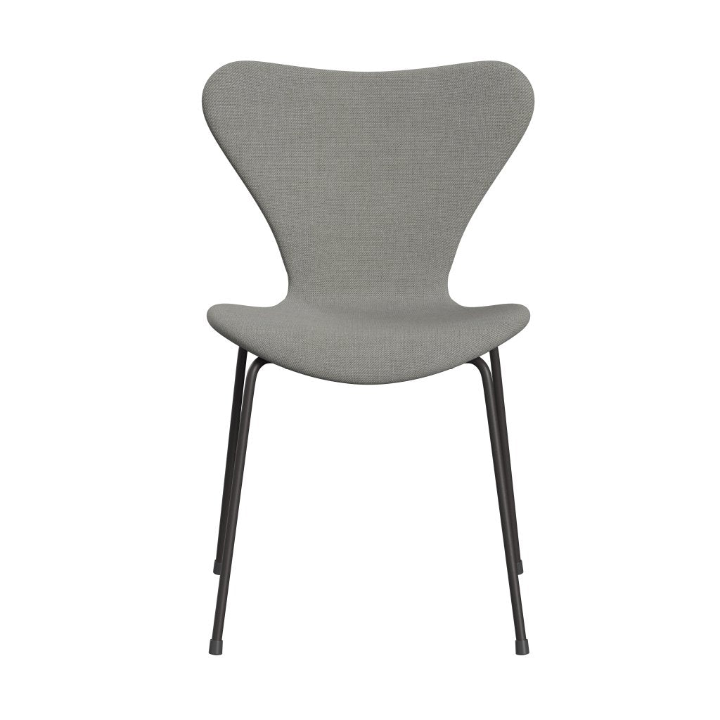 Fritz Hansen 3107 Chair Full Upholstery, Warm Graphite/Sunniva 2 Sand/Light Grey