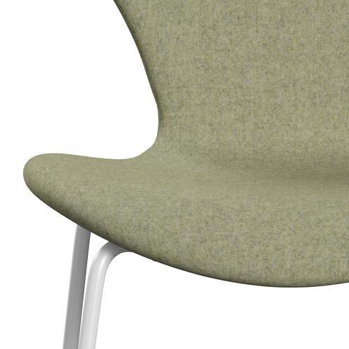 Fritz Hansen 3107 židle plné čalounění, bílá/divina md soft zelená