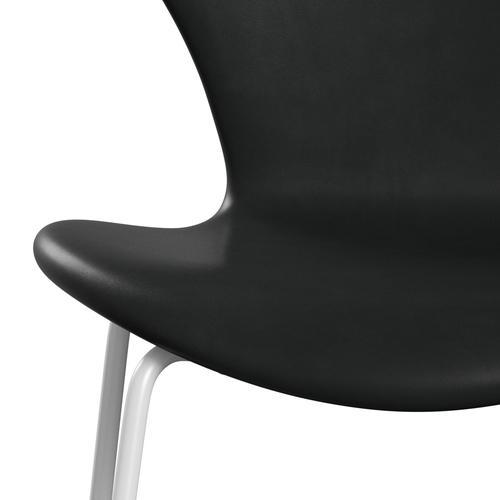 Fritz Hansen 3107 Chair Full Upholstery, White/Grace Black