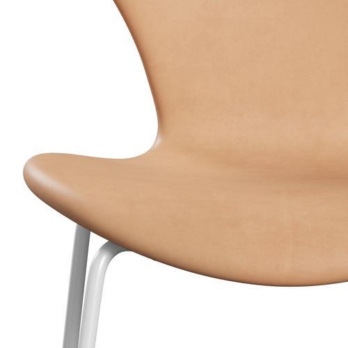 Fritz Hansen 3107 Chair Full Upholstery, White/Natural Leather