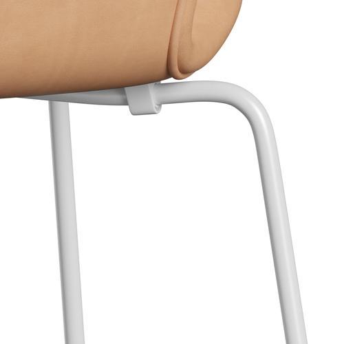 Fritz Hansen 3107 Chair Full Upholstery, White/Natural Leather