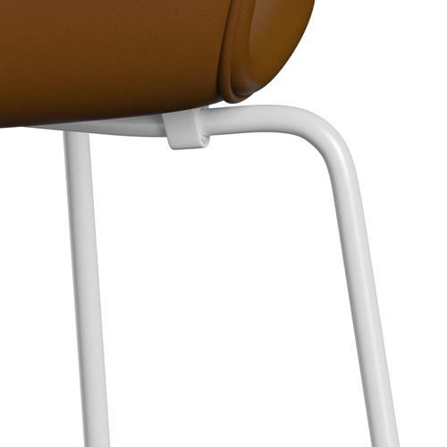 Fritz Hansen 3107 Chair Full Upholstery, White/Soft Walnut