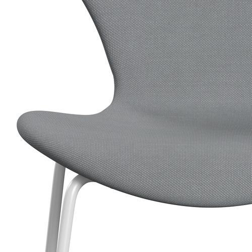 Fritz Hansen 3107 židle plné čalounění, bílá/ocelářská světle šedá