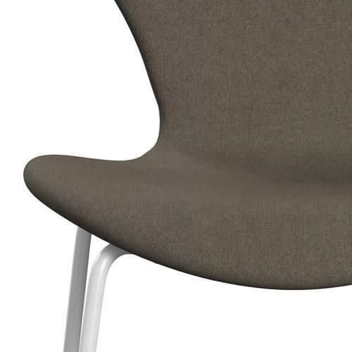 Fritz Hansen 3107 Chair Full Upholstery, White/Tonus Dusty Brown