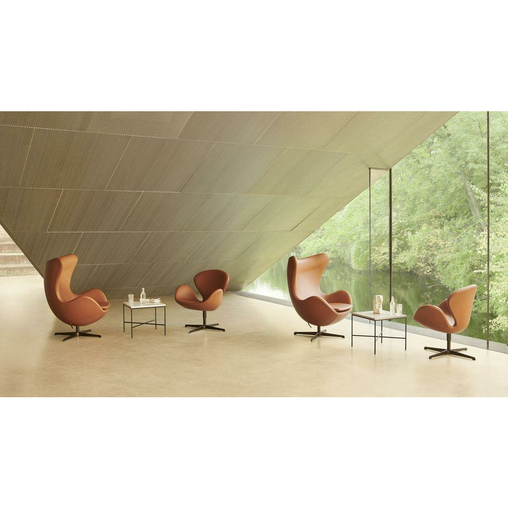 Fritz Hansen The Egg Lounge Chair Leather, Brown Bronz/Grace Walnut