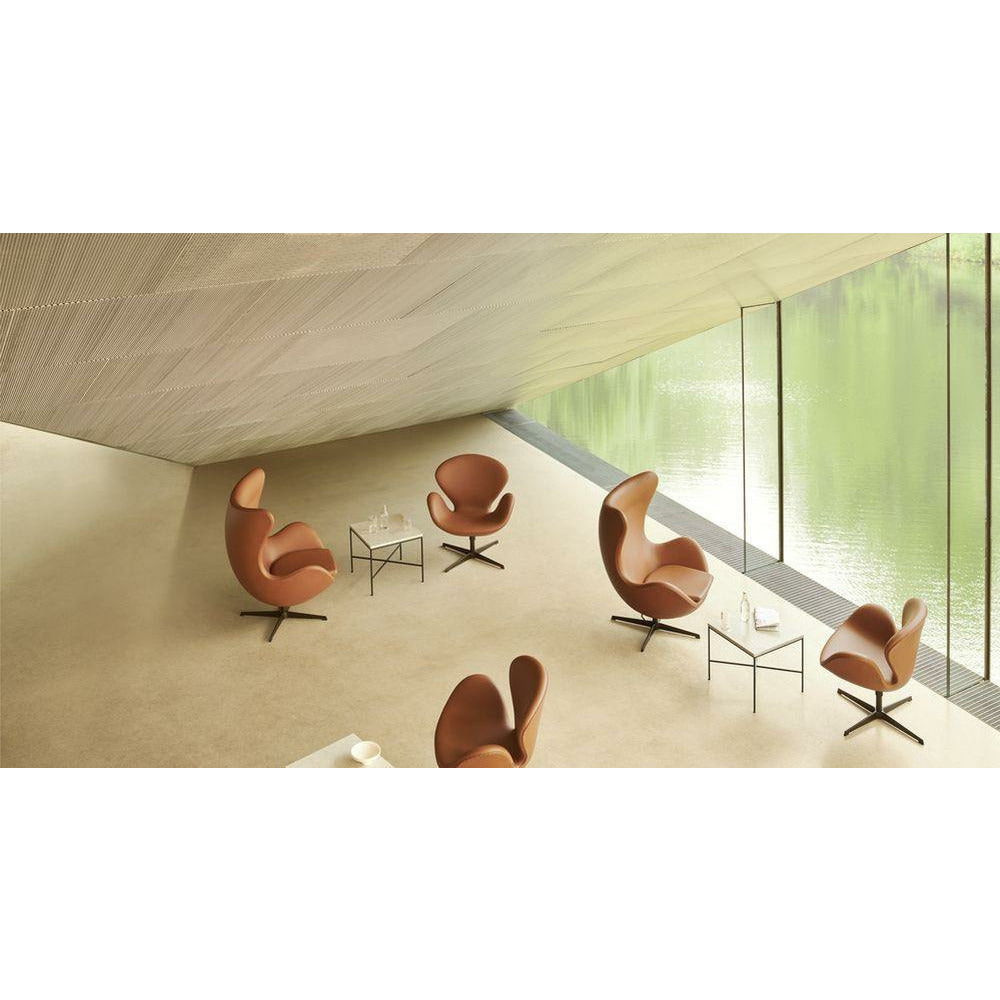 Fritz Hansen The Egg Lounge Chair Leather, Brown Bronz/Grace Walnut