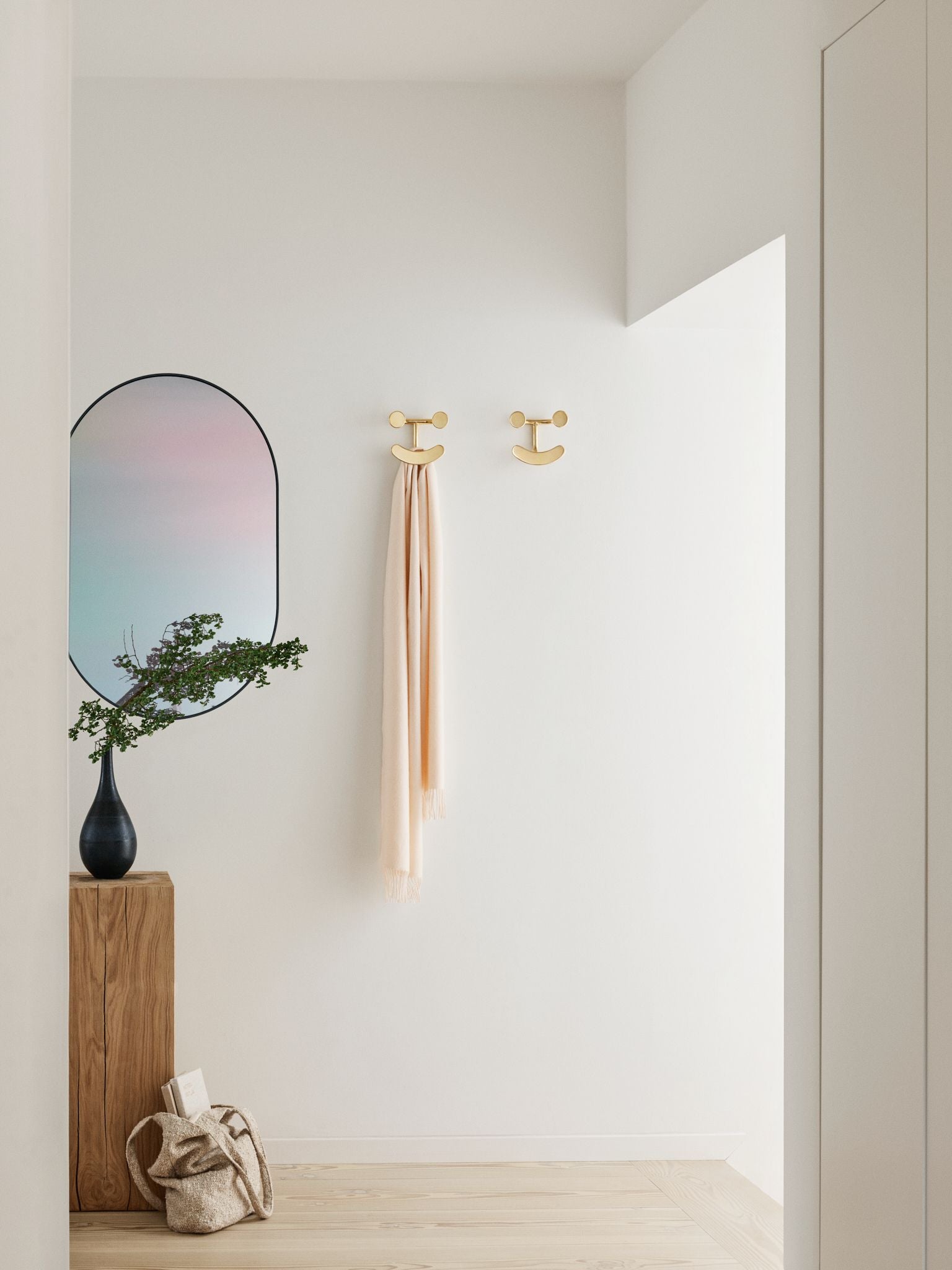 Fritz Hansen Jaime Hayon Happy Hook Wall Hook, mosaz