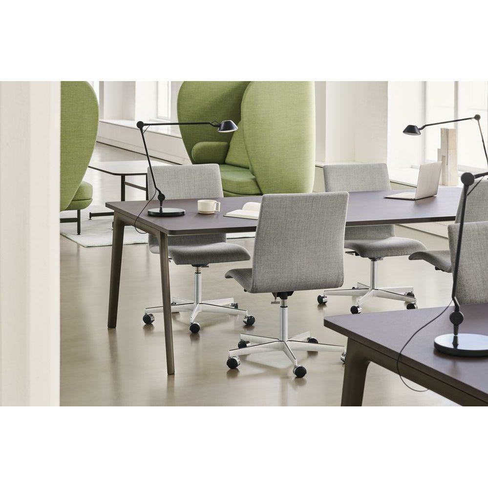 Fritz Hansen Oxford 3191 W Chair Five Armed Base With Castors Satin Brushed Aluminum/Sonar, Light Blue