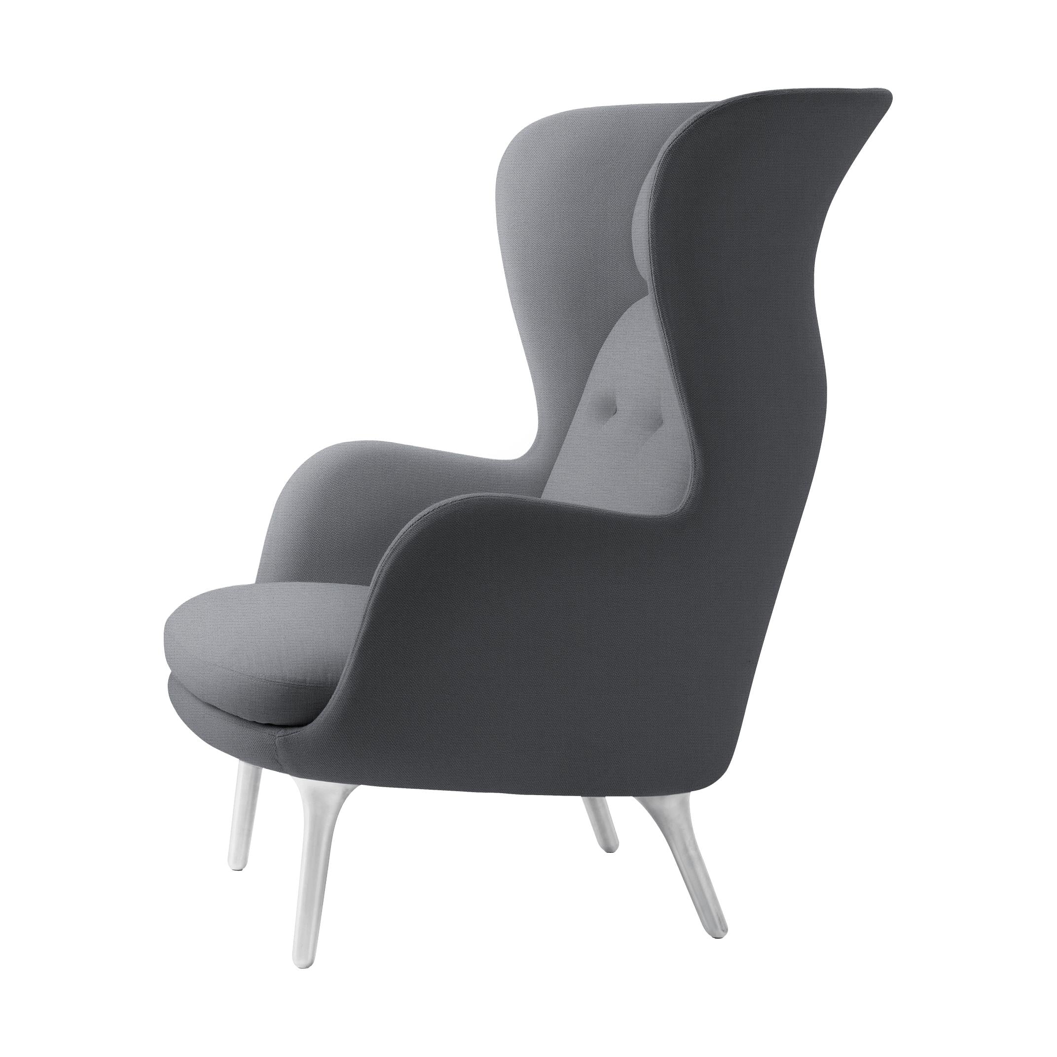 Lounge židle Fritz Hansen Ro, monochromatická šedá, hliník