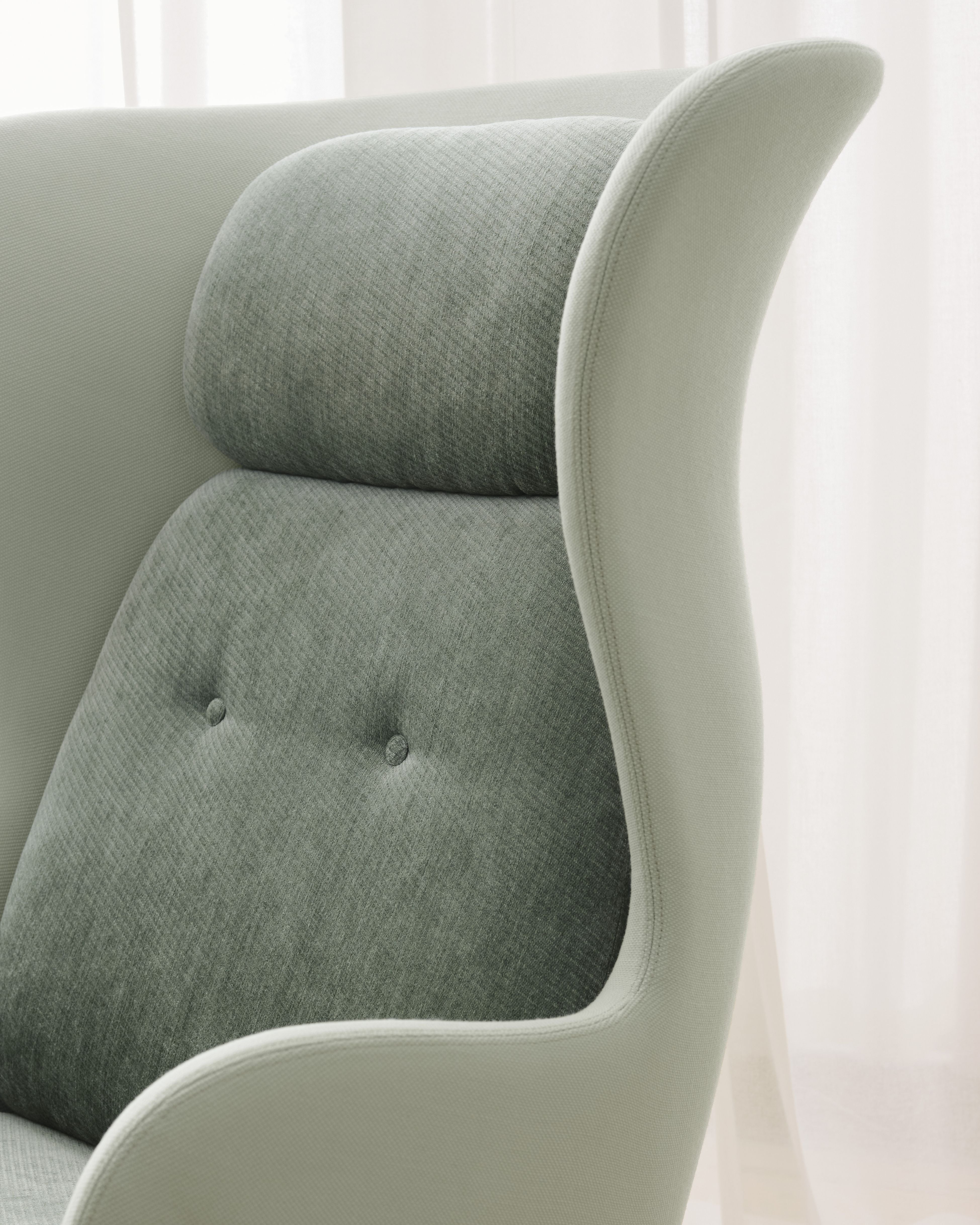 Fritz Hansen Ro Lounge Chair Hliník, máta zelená