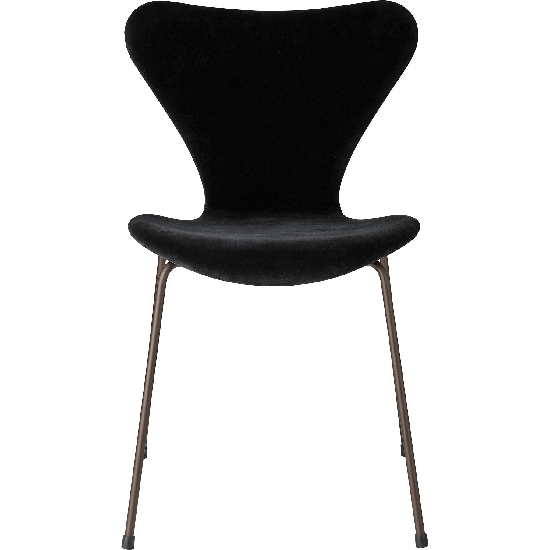 Fritz Hansen 3107 židle plné čalounění, hnědý bronz/Belfast Velvet Midnight Black