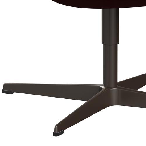 Lounge židle Fritz Hansen Swan, Brown Bronze/Comfort Dark Red (01153)