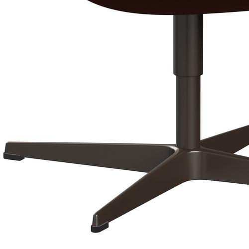 Lounge židle Fritz Hansen Swan, Brown Bronz/Comfort Dark Red (61018)