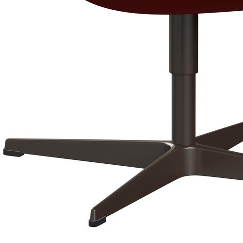 Lounge židle Fritz Hansen Swan, Brown Bronze/Comfort Red (00026)