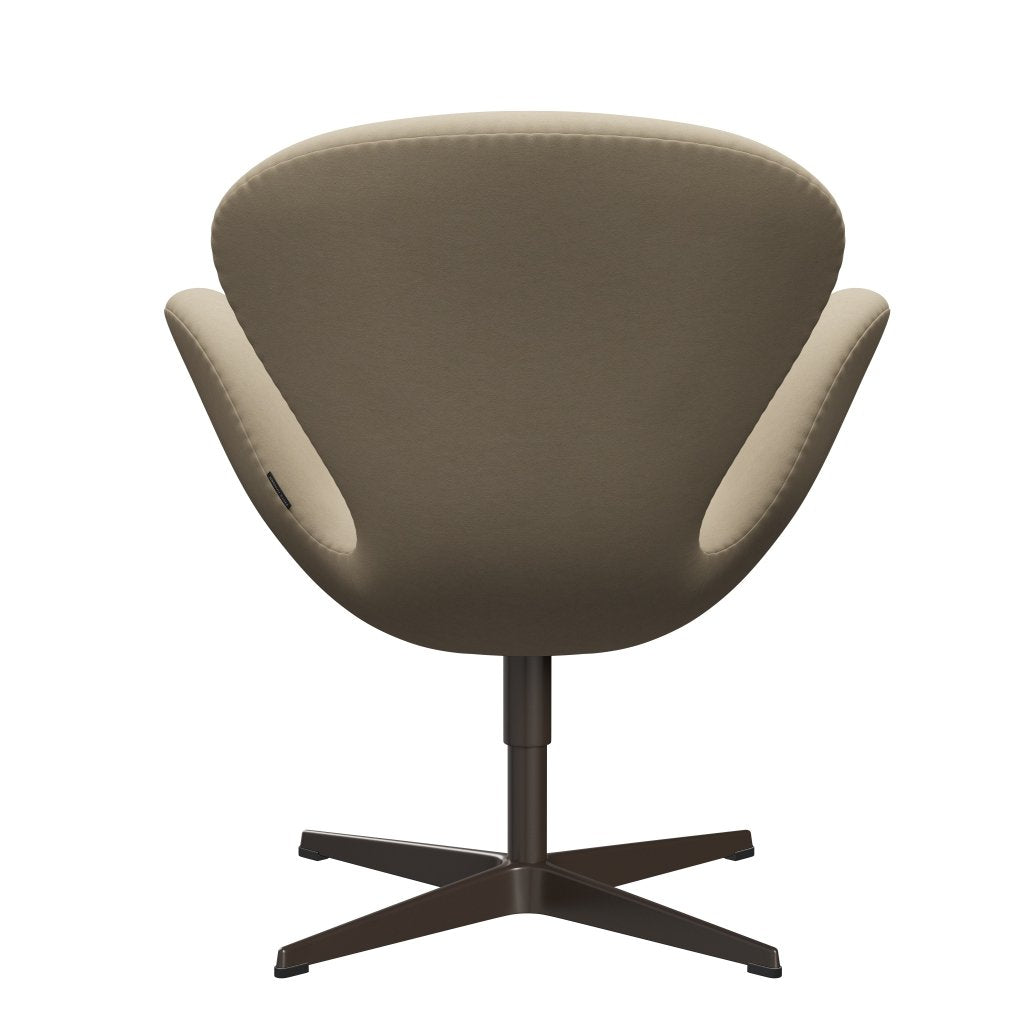 Fritz Hansen Swan Lounge Chair, Brown Bronze/Comfort Sand Light (61002)