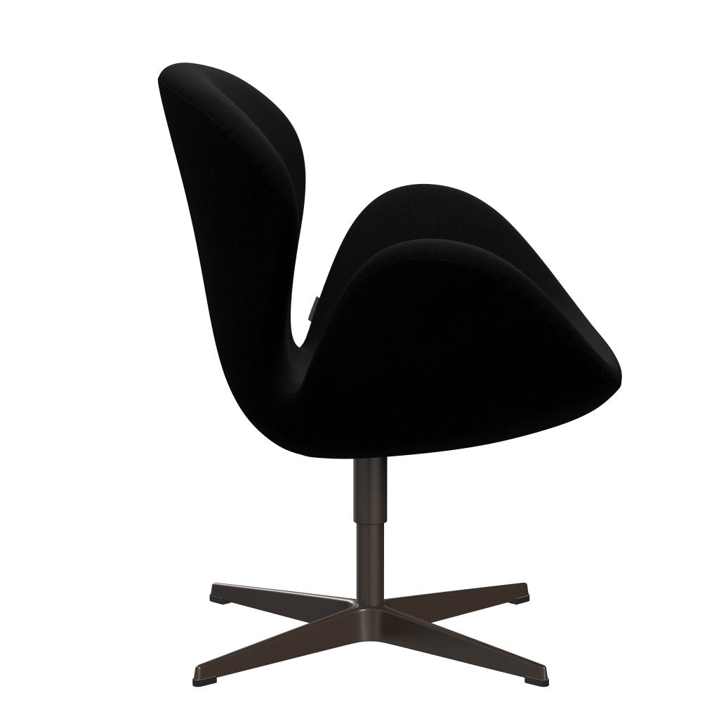 Lounge židle Fritz Hansen Swan, Brown Bronze/Comfort Black (00050)