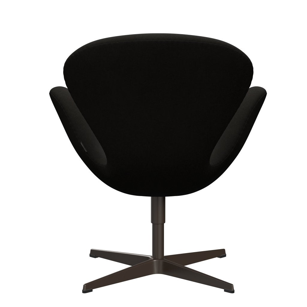 Lounge židle Fritz Hansen Swan, Brown Bronze/Comfort Black (61013)