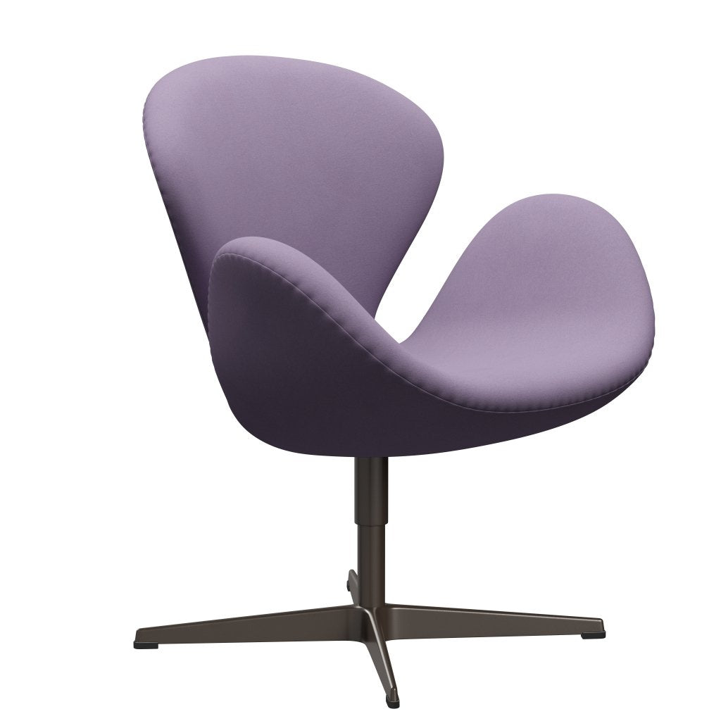 Fritz Hansen Swan Lounge Chair, Brown Bronz/Comfort White/Light Violet