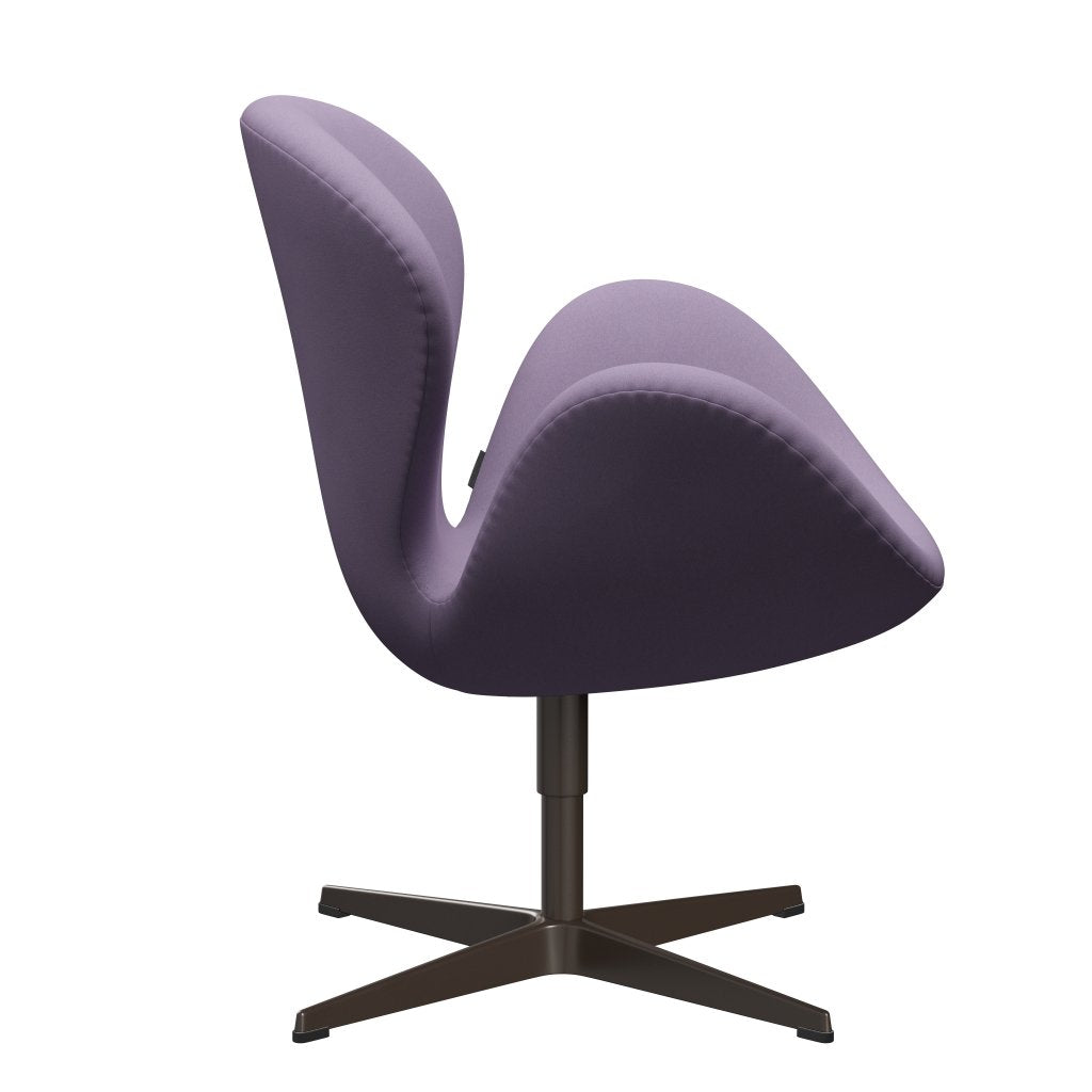 Fritz Hansen Swan Lounge Chair, Brown Bronz/Comfort White/Light Violet