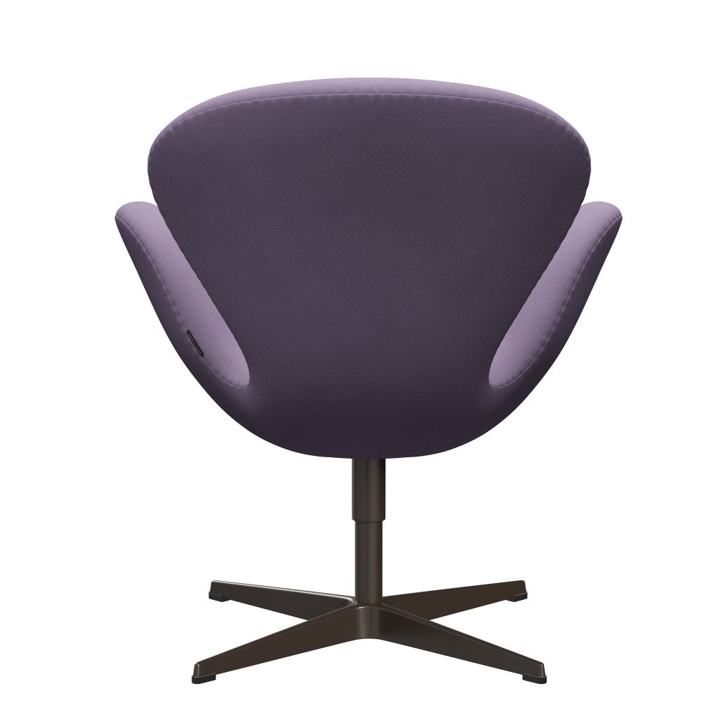 Fritz Hansen Swan Lounge Chair, Brown Bronz/Comfort White/Light Violet