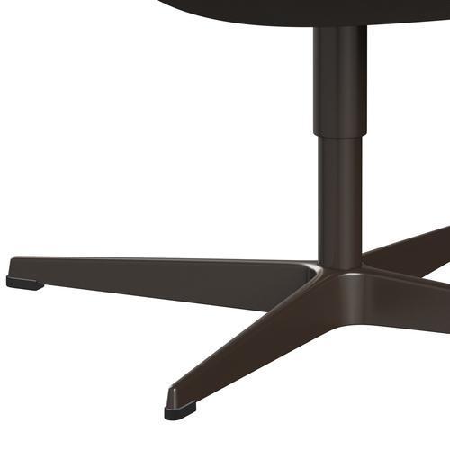 Židle Fritz Hansen Swan Lounge, Brown Bronz/Fame Beige (61003)