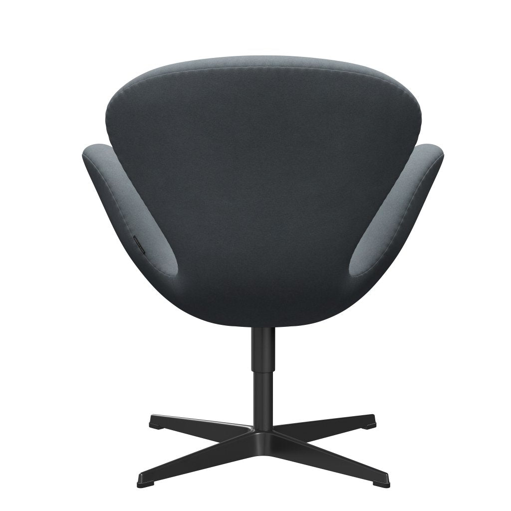 Fritz Hansen Swan Lounge Chair, Black Lacquered/Divina světle šedá